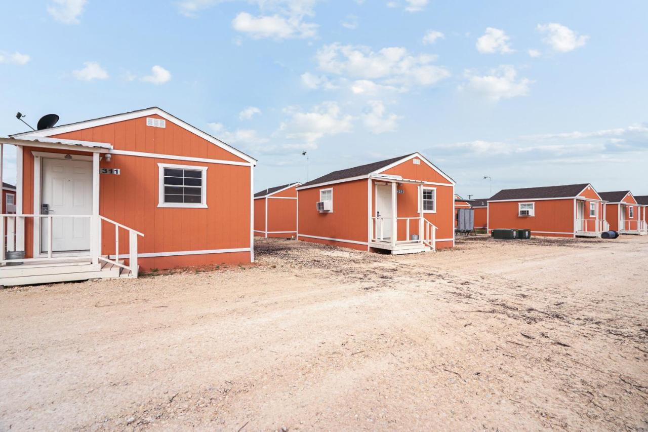 The Resource Inn -Big Lake Tx Esterno foto